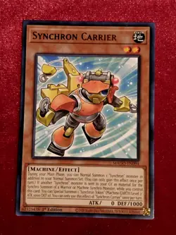 Synchron Carrier - MAGO-EN094 - Rare - 1st Edition Yu-Gi-Oh! - Unplayed Mint+ - Image 1