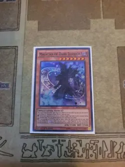 YUGIOH MAGICIAN OF DARK ILLUSION MP17-EN072 SUPER 1ST ED NM - Image 1