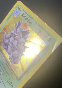 Nidoking 011/102 Base Set Holo *DAMAGED* Pokemon Card - Image 4
