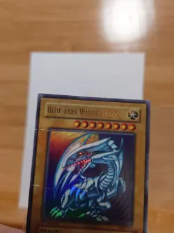 Yu-Gi-Oh! Yugioh SDK-001 Blue-Eyes White Dragon Ultra Rare 1st Edition VG - Image 2