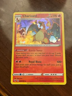 Charizard 025/185 Ice Holo Vivid Voltage - Pokemon Card - NM - Image 1