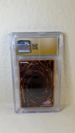 Yu-Gi-Oh - Blue Eyes White Dragon QCAC-JP021 - CGC Pristine 10 - Image 2