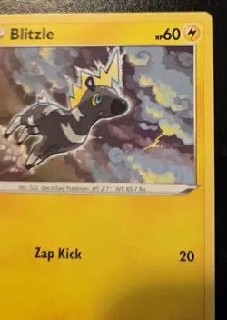 Blitzle 053/185 Common Sword & Shield: Vivid Voltage Pokemon TCG - Image 3