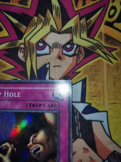 Trap Hole lob-e046 Unltd Ed (MP/HP) Super Rare Yu-Gi-Oh! - Image 2