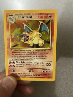 Pokemon Charizard 4/102 Base Set Holo Rare 120 HP Wizards of the Coast - Image 1