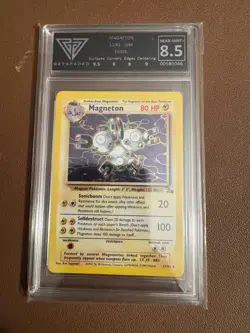 Magneton 11/62 Holo Rare Fossil Pokemon Card WOTC TCG 8.5 - Image 1