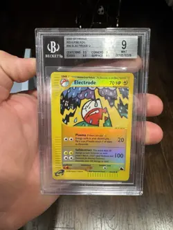 2003 Pokemon Skyridge #36/144 Electrode Reverse HOLO FOIL BGS 9 Mint - Image 1