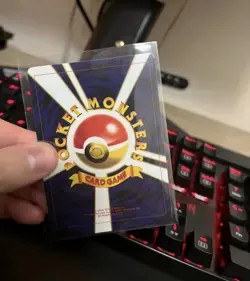 Japanese holographic Charizard Pokemon card (リサートン) - Image 2