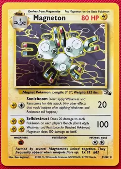 Magneton 11/62 Fossil Holo Rare Vintage Pokemon Card - Image 1