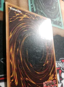 Yu-Gi-Oh! TCG Red-Eyes Black Dragon SDJ-001 Vintage Holo Rare Card 1996 - Image 5