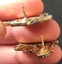 6 X Pokemon Pin Badge Metal Mythical Arceus Jirachi Celebi Victini Kleavor Tapu - Image 5