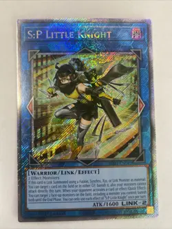 S:P Little Knight Platinum Secret Rare Light Play - Image 1