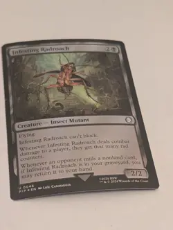 MTG Infesting Radroach #46 Foil LP – Fallout Universes Beyond Uncommon - Image 4