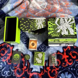 Pokemon Center perfect order - Elite Trainer Box ETB EMPTY no packs/no promo - Image 1