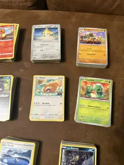 Over 600 Pokemon Cards Bundle Card - Image 4