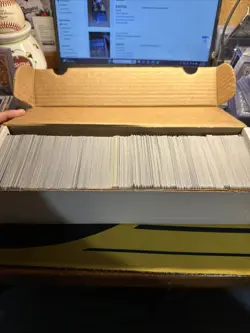 600 Bulk Pokemon Base Mixed Set Cards. No Energy. - Image 1