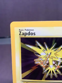 Pokemon TCG Zapdos 16/102 Base Set Unlimited Holo Rare WOTC VTG 1999 NM-/LP+ - Image 2