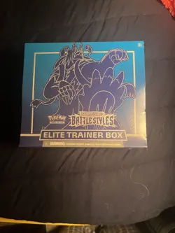 Pokemon Sword & Shield Chilling Reign & Battle Styles Elite Trainer Box x3 - Image 2