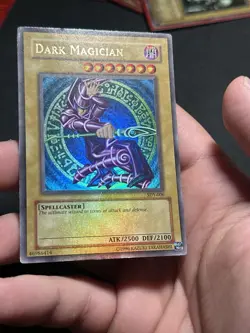 Yugioh Dark Magician SDY-006 FULL FOIL BLEED Unlimtied MP Holo Ultra Rare - Image 2
