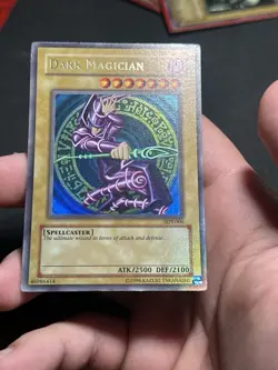 Yugioh Dark Magician SDY-006 FULL FOIL BLEED Unlimtied MP Holo Ultra Rare - Image 4
