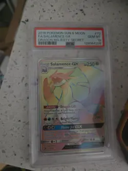 2018 POKEMON DRAGON MAJESTY SALAMENCE GX - Image 1