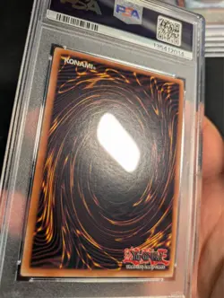 Yugioh Elemental Hero Stratos JUMP-EN012 Ultra Rare PSA 9 Mint! - Image 4