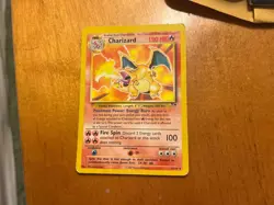Pokemon TCG Charizard Celebrations: Classic Collection 4/102 Holo Holo Rare - Image 2