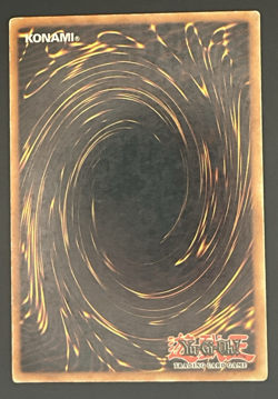 Yu-Gi-Oh! TCG Dark Magician SDY-006 Ultra Rare Card Lightly Played - Image 4