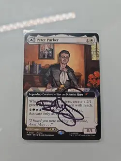 Magic the Gathering MTG Peter Parker Amazing Spider-Man Promo Card ARTIST SIGNED - Image 1