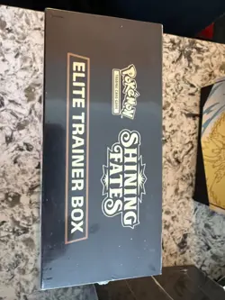 Pokemon TCG Shining Fates Elite Trainer Box ETB New & Sealed - Image 4