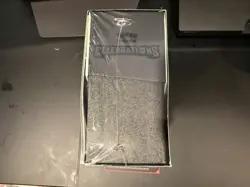 Pokemon Celebrations ETB Elite Trainer Box 25th Anniversary - Image 2