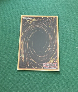 YU-GI-OH! DRAGO RABBIAOSCURA PIUMANERA PGLD-IT017 RARA SEGRETA GOLD ITALIANO - Image 2