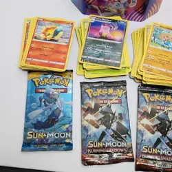 Pokemon Trading Card Game Cards & Tin COL-3315 - Image 2