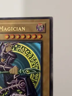 Yu-Gi-Oh! Dark Magician 1st Edition Ultra Rare SDY-006 - Image 3