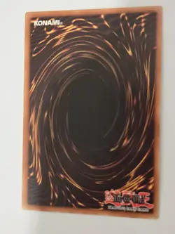 Yu-Gi-Oh! Dark Magician 1st Edition Ultra Rare SDY-006 - Image 5