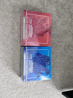 Pokemon Sword & Shield Battle Styles Elite Trainer Box ETB (Red and Blue set) - Image 2