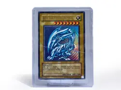 Yu-Gi-Oh! Blue-Eyes White Dragon SDK-001 1996 FOLDED Damaged M56 - Image 4
