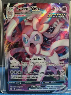 Pokemon TCG Sylveon VMAX Full Art Ultra Rare 075/203 Evolving Skies Holo - Image 1