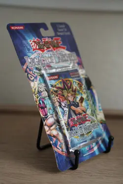 2002 Yugioh LOD 1st Edition Legacy of Darkness Blister Pack Sealed TCG - Image 4
