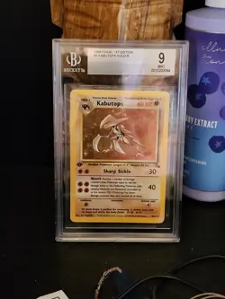Pokemon TCG Kabutops Fossil Bgs 9 Holo 1st Edition Holo Rare - Image 1