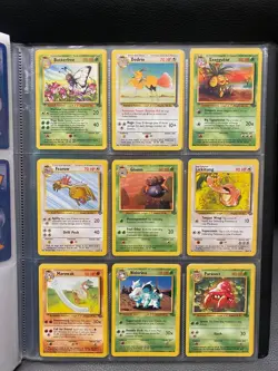 Near Mint - Jungle Set Complete Common and Uncommon WOTC Pokemon Cards Bundle - Image 1