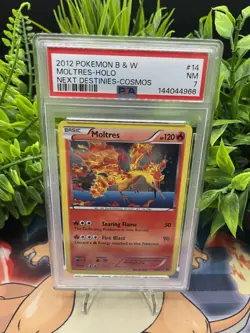 MOLTRES #14/99 POKEMON BLACK & WHITE 2012 NEXT DESTINIES COSMOS HOLO PSA7 NM - Image 1