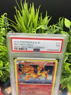 MOLTRES #14/99 POKEMON BLACK & WHITE 2012 NEXT DESTINIES COSMOS HOLO PSA7 NM - Image 2