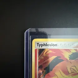 2005 Pokemon EX Unseen Forces Typhlosion Holo #17/115 - Image 3