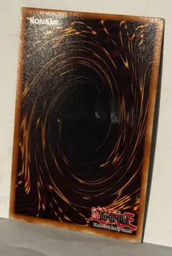 Valkyrion the Magna Warrior SDD-001 Secret Rare MP/DMG Yugioh Vintage Fast Ship - Image 3