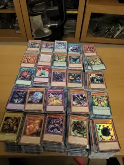 Massive Yu-Gi-Oh! Card Lot - 1000+ Vintage to Modern - NM/M - Mixed Rarities! - Image 4