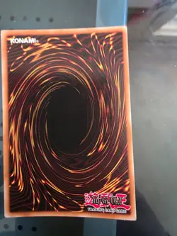Dark Magician CT13-EN003 2016 Mega-Tins Limited Edition - Image 2