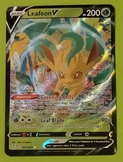 Pokemon TCG Leafeon v Evolving Skies Holo Ultra Rare Card 007/203 - Image 1