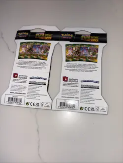 X2 Pokemon TCG: Sword & Shield - Evolving Skies Sleeved Booster Pack - Image 3