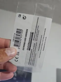 GameStop Umbreon Promo Pokemon Card 130/197 SEALED Original owner - Image 2